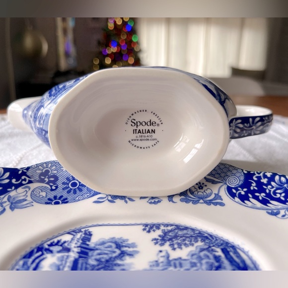 Spode Dining Spode Blue Italian Gravy Boat And Saucer Poshmark